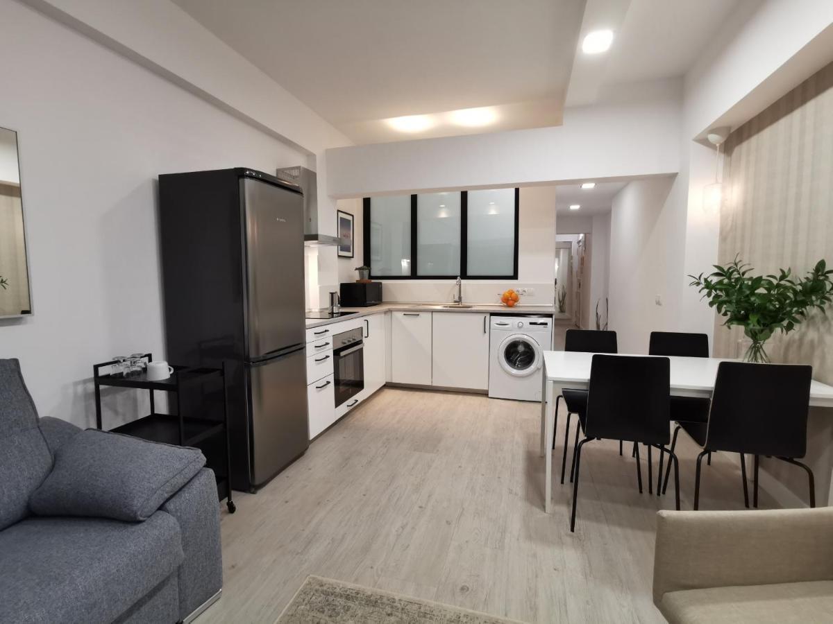 Homeforguest Apartamento Con Vistas A Las Canteras Las Palmas de Gran Canaria Bagian luar foto