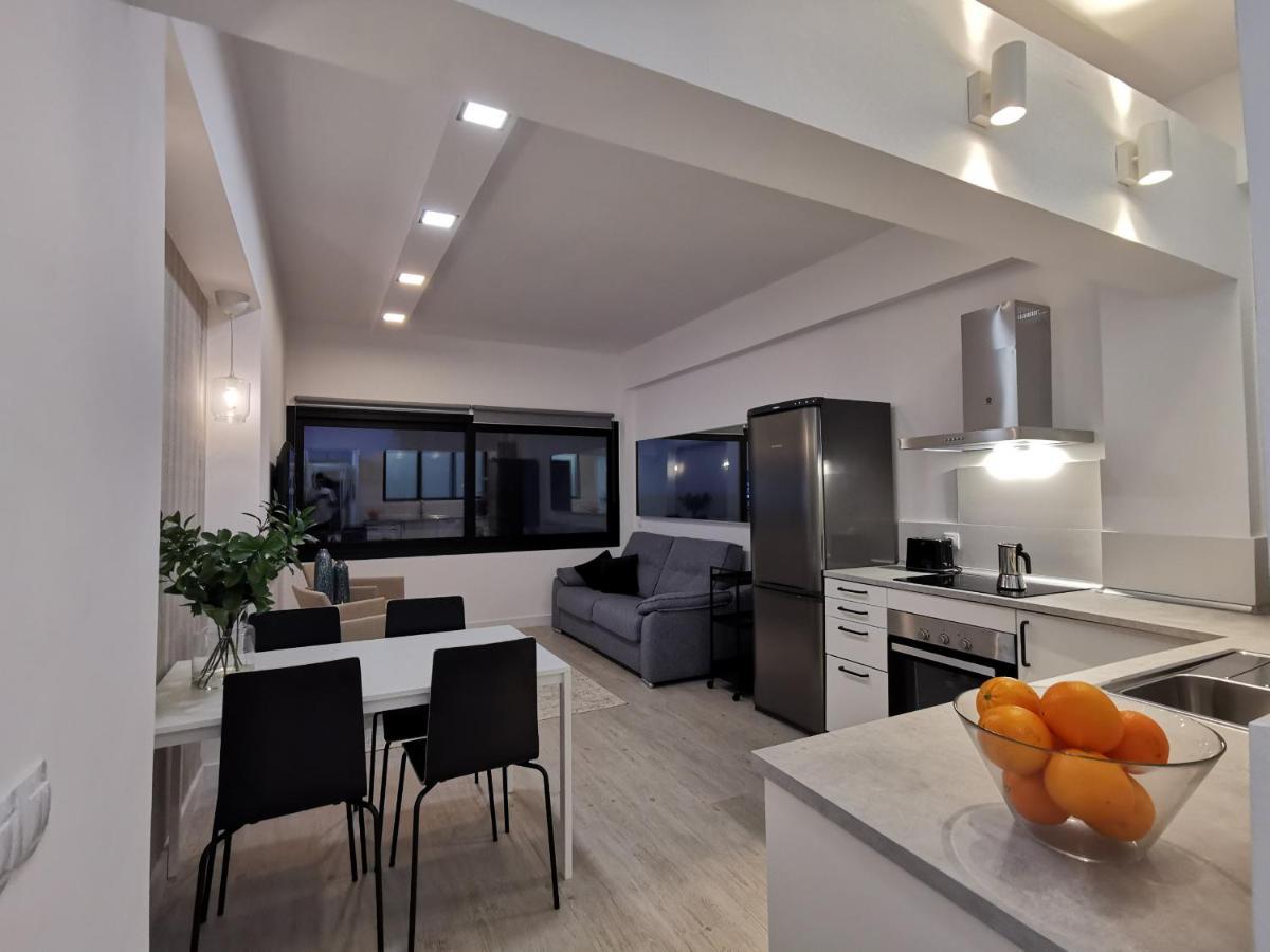 Homeforguest Apartamento Con Vistas A Las Canteras Las Palmas de Gran Canaria Bagian luar foto